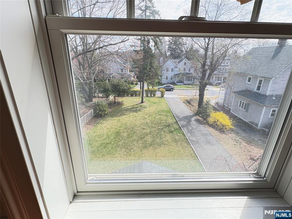 38 Walthery Avenue Ridgewood, NJ 07450 - Photo 36 of 50