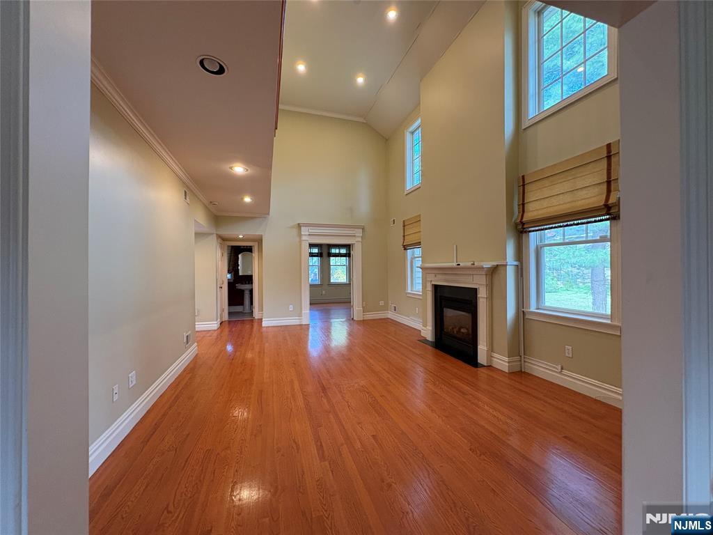 38 Walthery Avenue Ridgewood, NJ 07450 - Photo 8 of 50