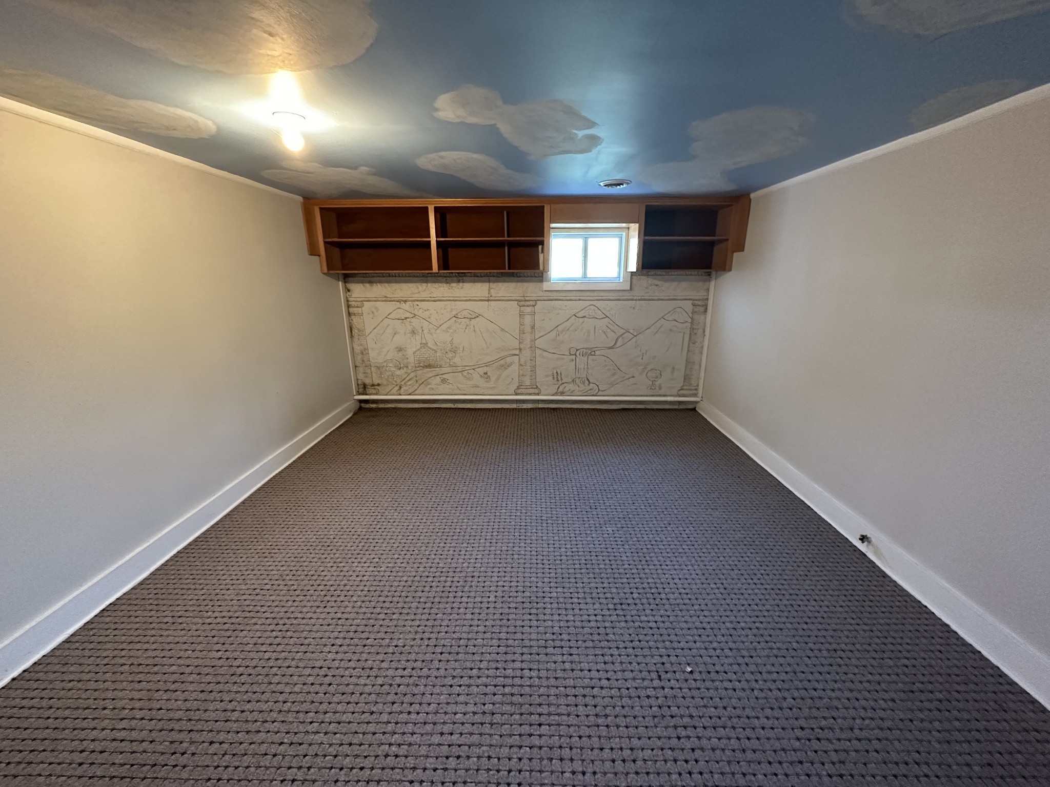 732 Lancaster Highway Lancaster, TN 38569 - Photo 10 of 36 an empty room with windows