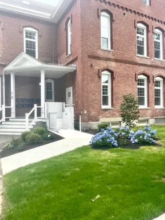 $349,900 | 12 Cross Street, Unit 201, Concord, NH 03303