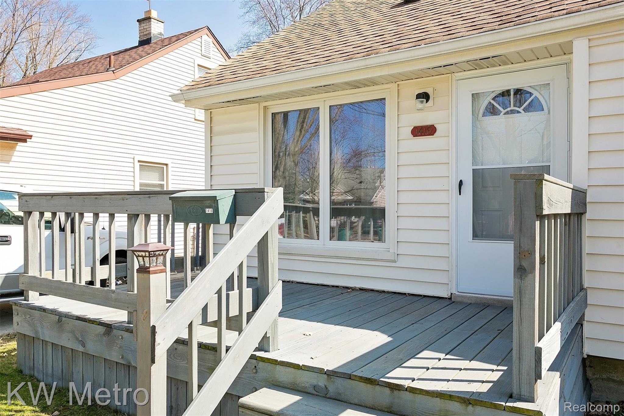 1416 Oakley Road Clawson, MI 48017 - Photo 33 of 39 Oakley-39.jpg