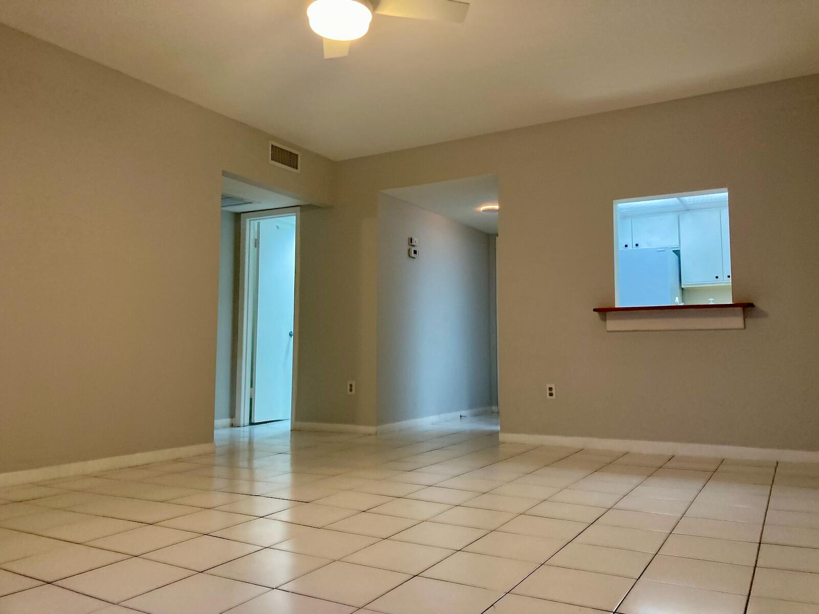 950 South Kanner Highway, Unit D25 Stuart, FL 34994 - Photo 3 of 9 a view of an empty room