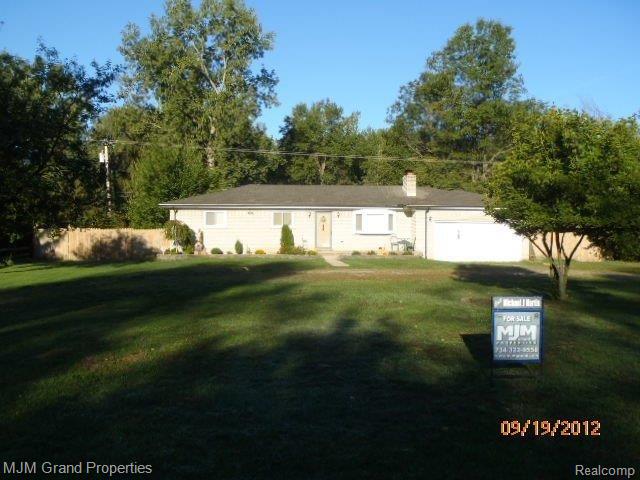 22900 Sumpter Road Belleville, MI 48111 - Photo 1 of 17 22900 Sumpter Front 1.jpg