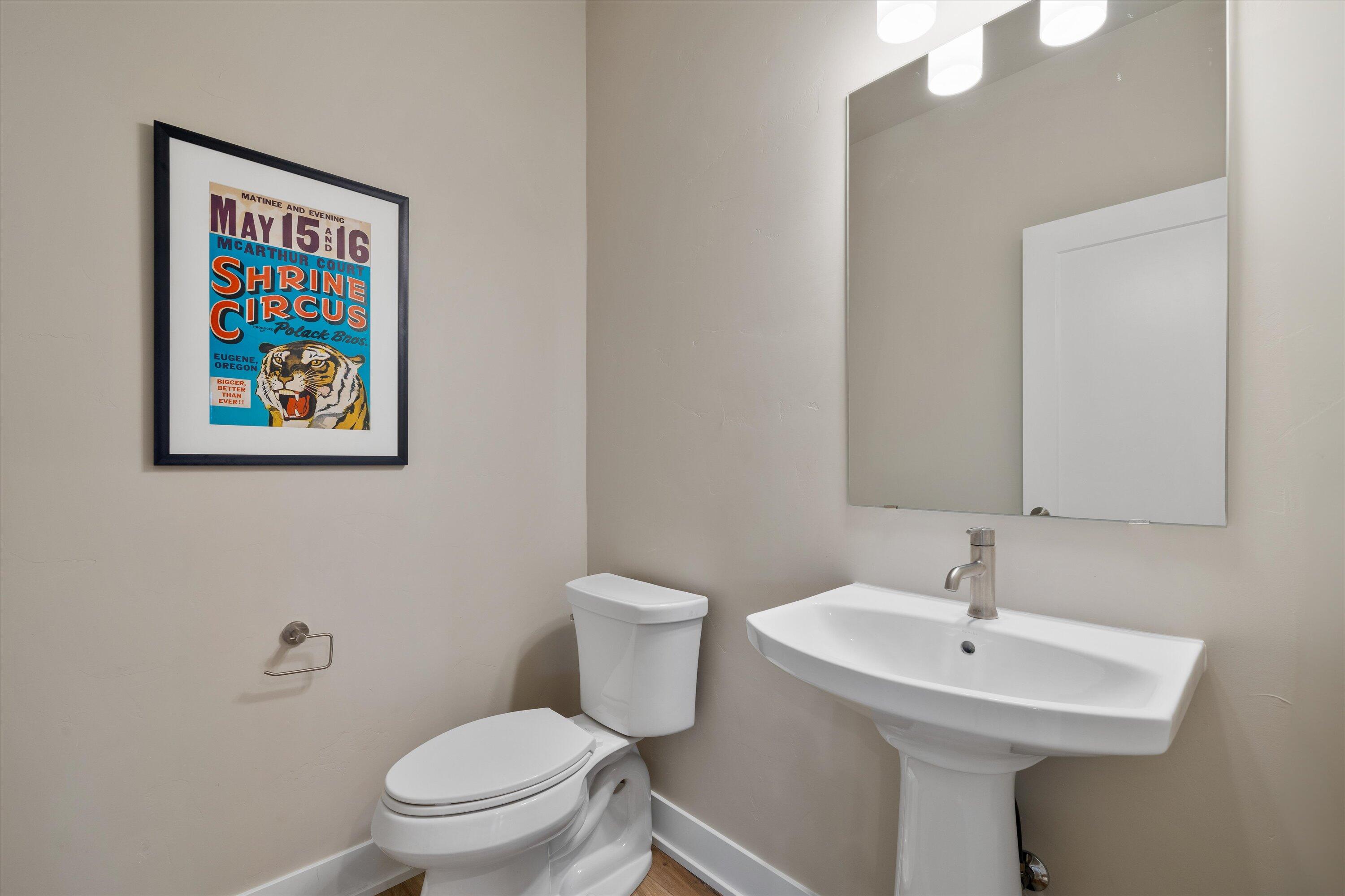 3755 Northeast Oakside Loop Bend, OR 97701 - Photo 24 of 38 Half bath for guests