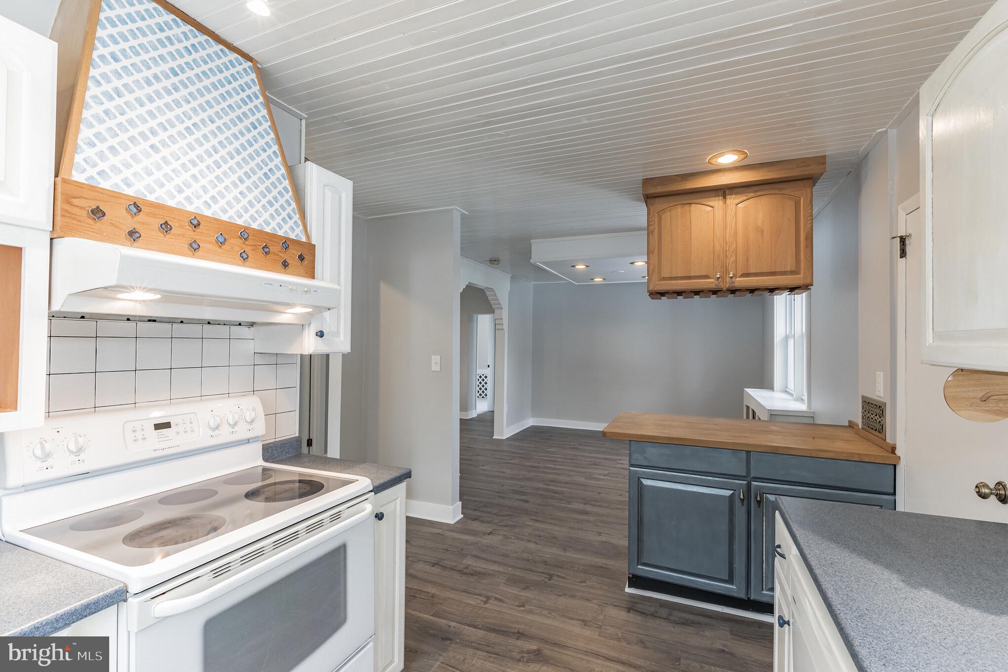5 Castle Rock Road Newtown Square, PA 19073 - Photo 3 of 22 Gallery Image 3