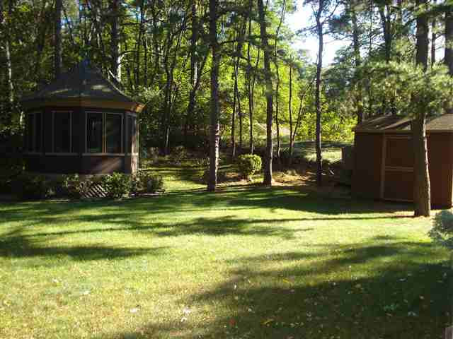 16 Pitch Pine Road Albany, NY 12203 - Photo 11 of 12 Photo 11