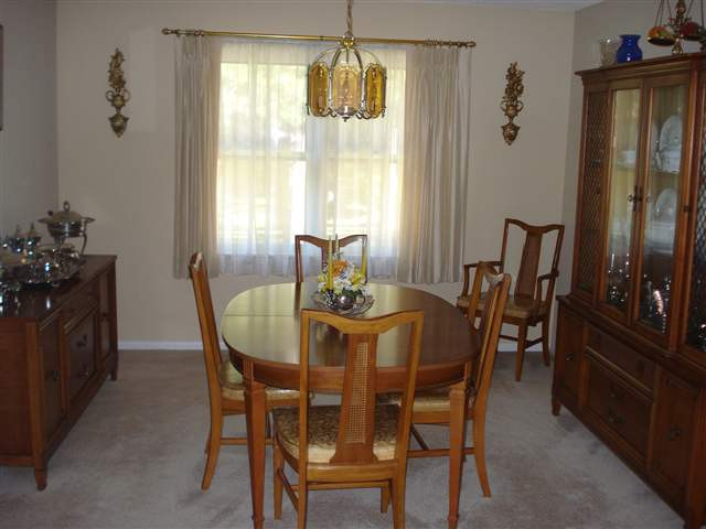 16 Pitch Pine Road Albany, NY 12203 - Photo 6 of 12 Photo 6
