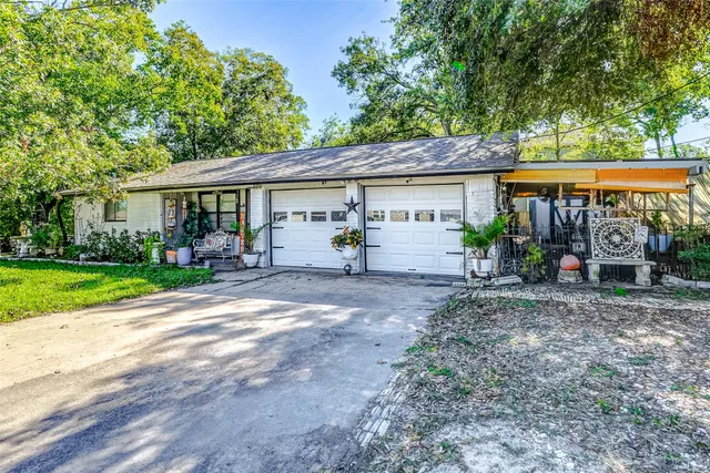 $244,000 | 1215 Esther Street, Kemah, TX 77565