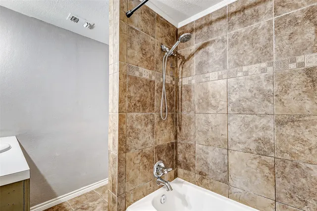 $244,000 | 1215 Esther Street, Kemah, TX 77565