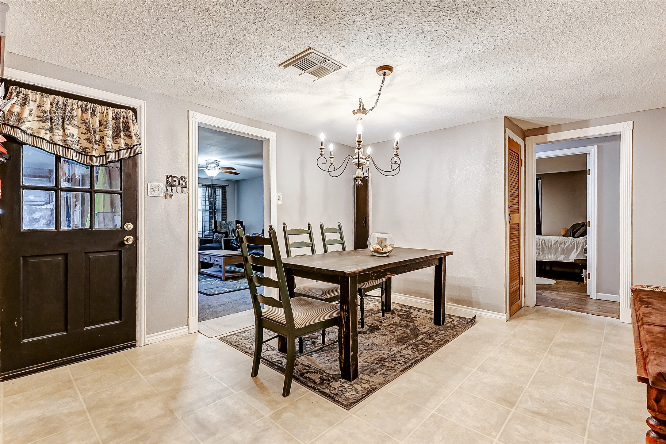 1215 Esther Street Kemah, TX 77565 - Photo 9 of 47