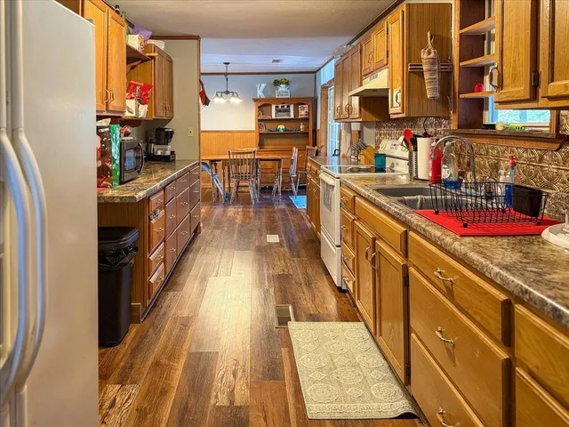 $225,000 | 24 Fox Trott Lane, Golconda, IL 62938