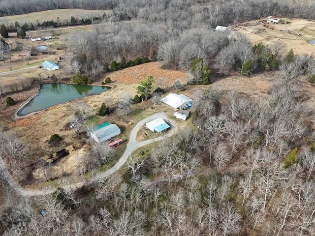 $225,000 | 24 Fox Trott Lane, Golconda, IL 62938