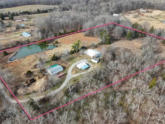 $225,000 | 24 Fox Trott Lane, Golconda, IL 62938