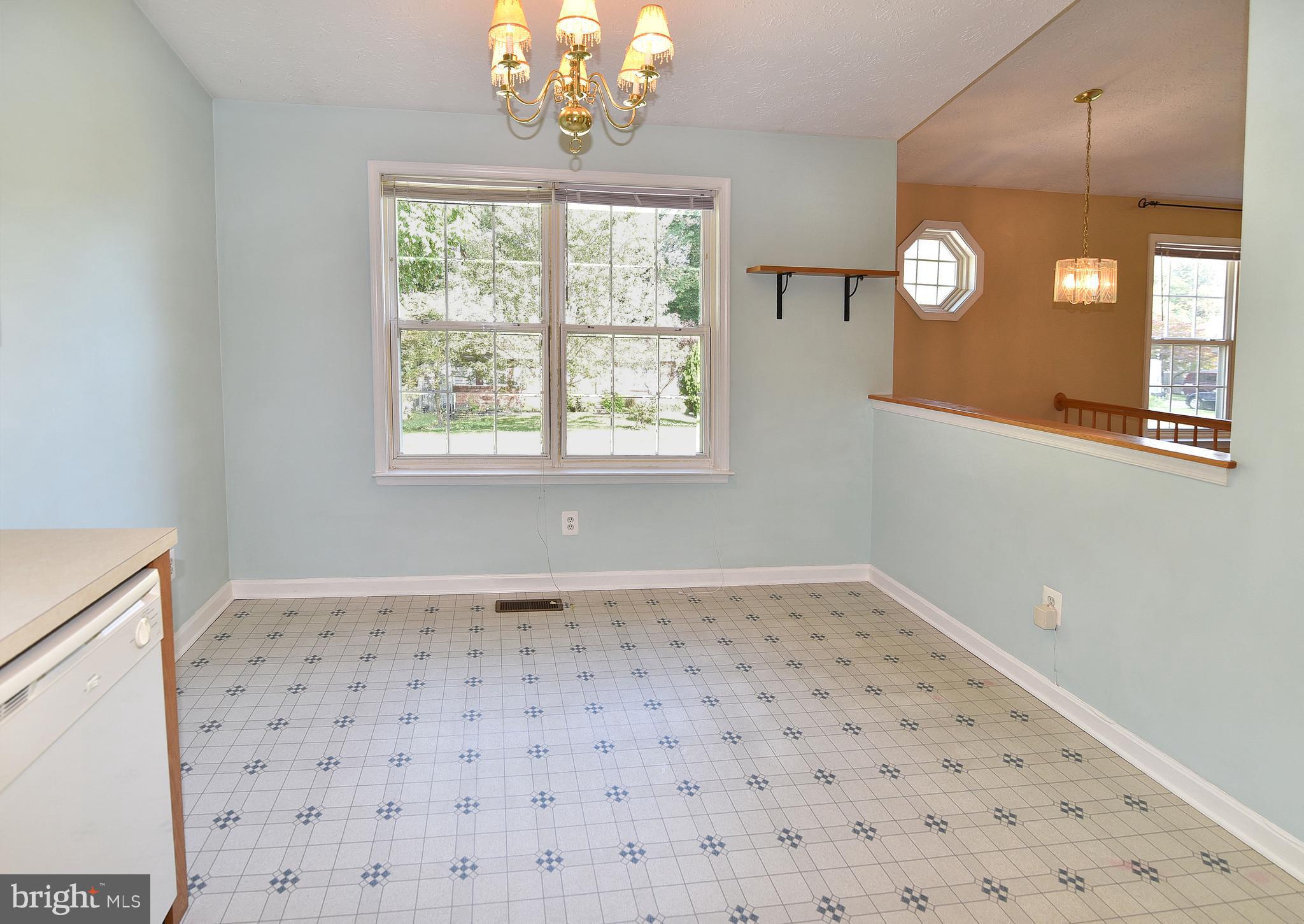 7844 East Shore Road Pasadena, MD 21122 - Photo 11 of 28 Kitchen