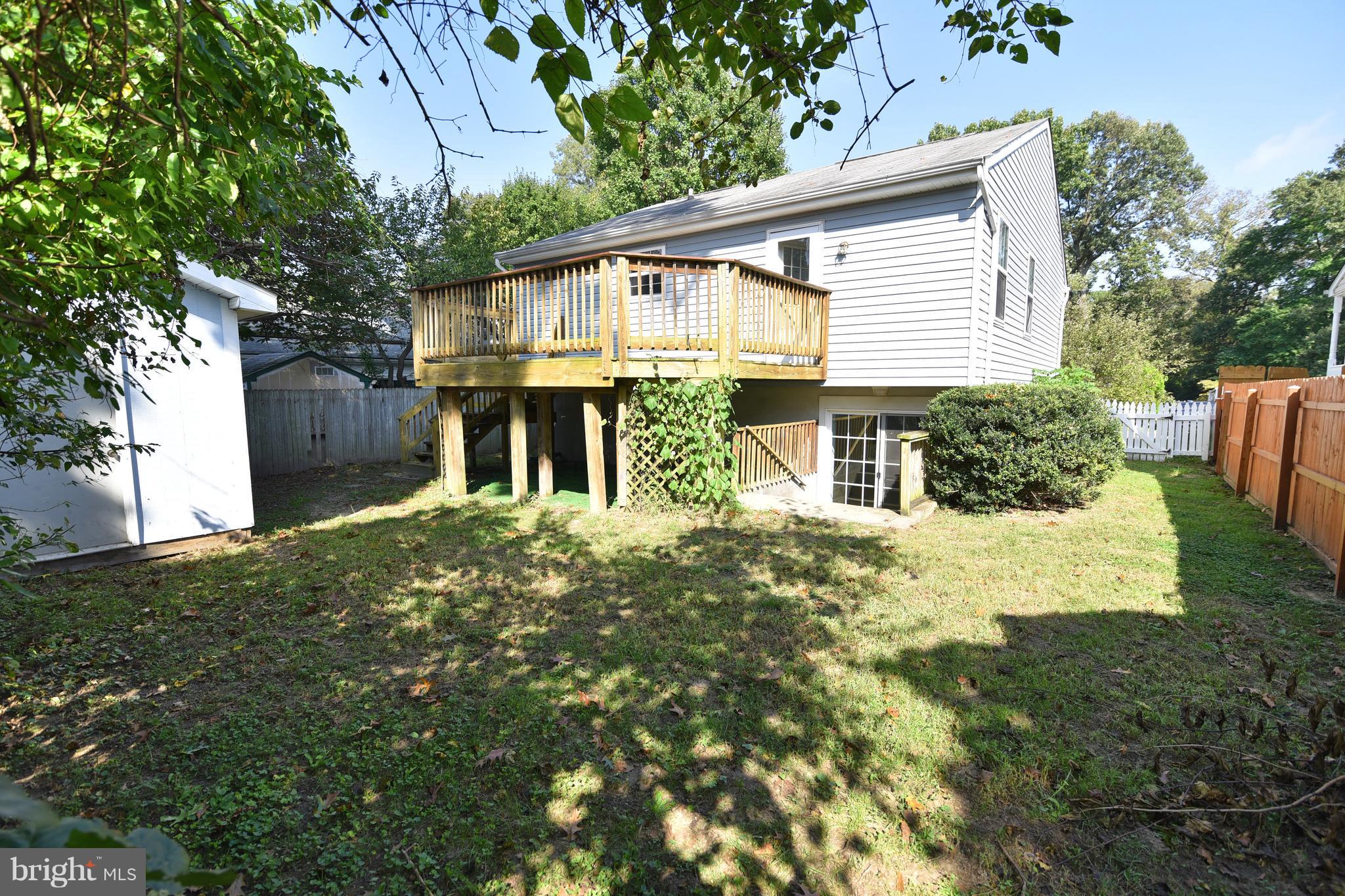 7844 East Shore Road Pasadena, MD 21122 - Photo 26 of 28 Exterior (Rear)