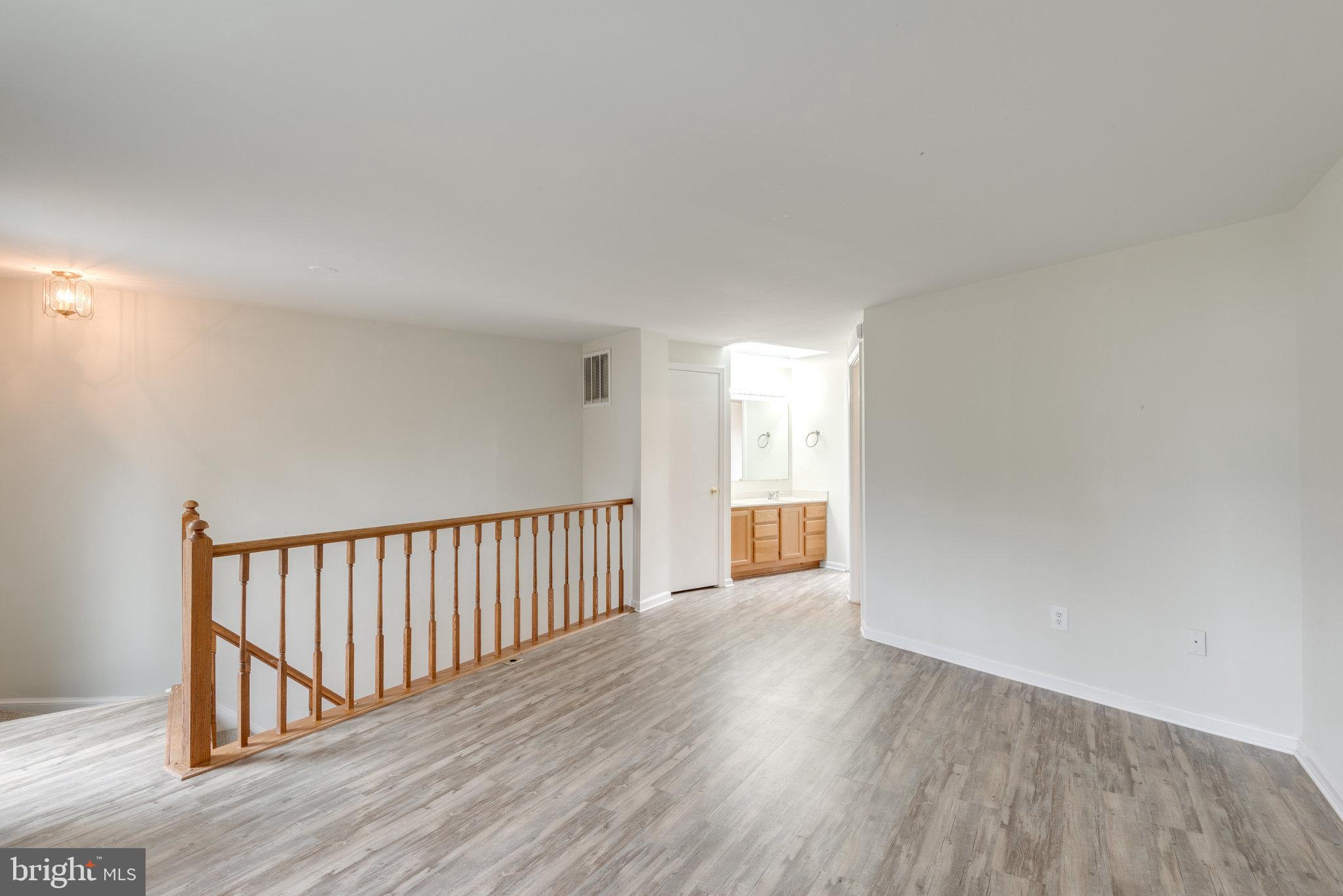 11910 Crosswind Court Reston, VA 20194 - Photo 14 of 34 Gallery Image 14