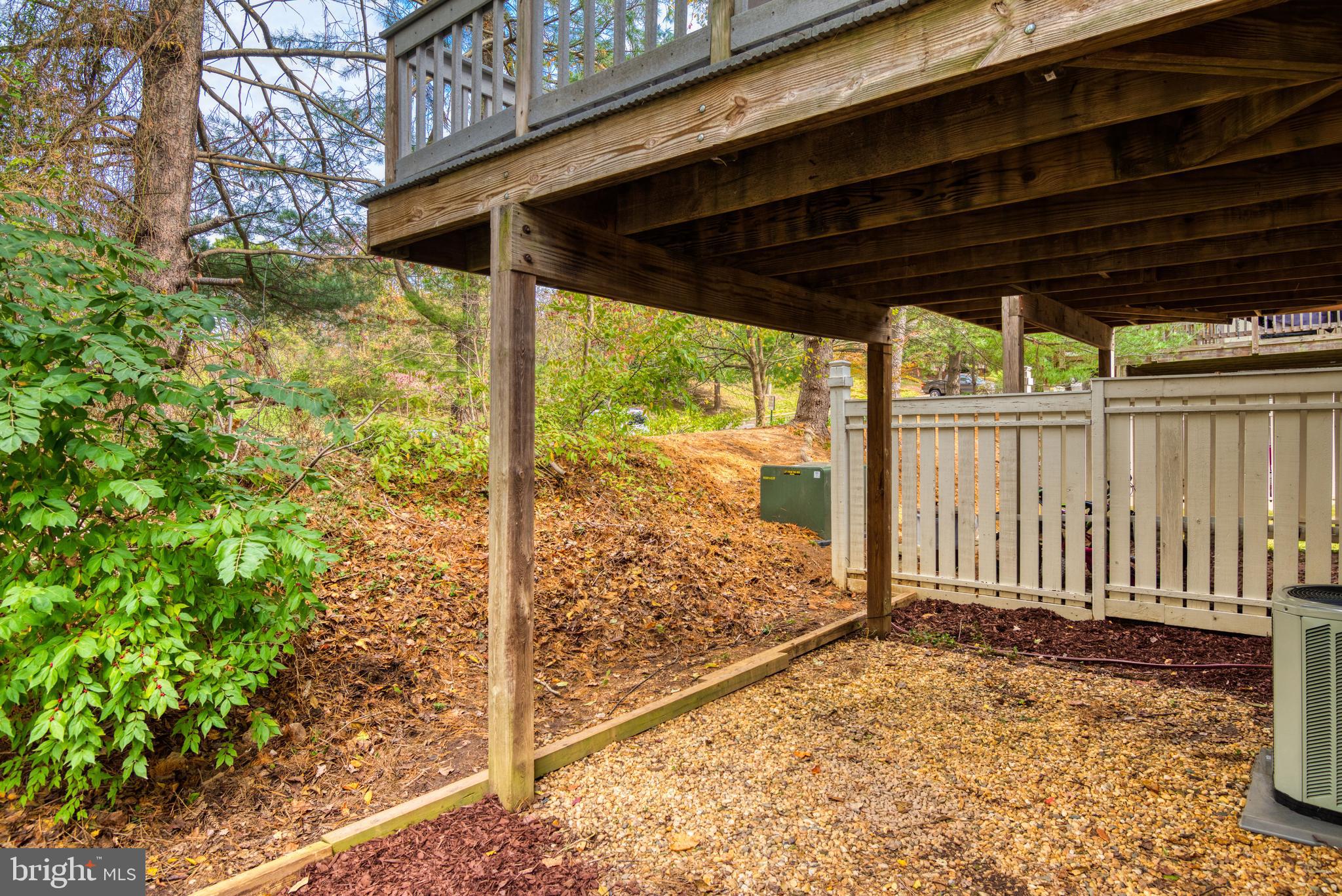 11910 Crosswind Court Reston, VA 20194 - Photo 32 of 34 Back Yard backs to woods!
