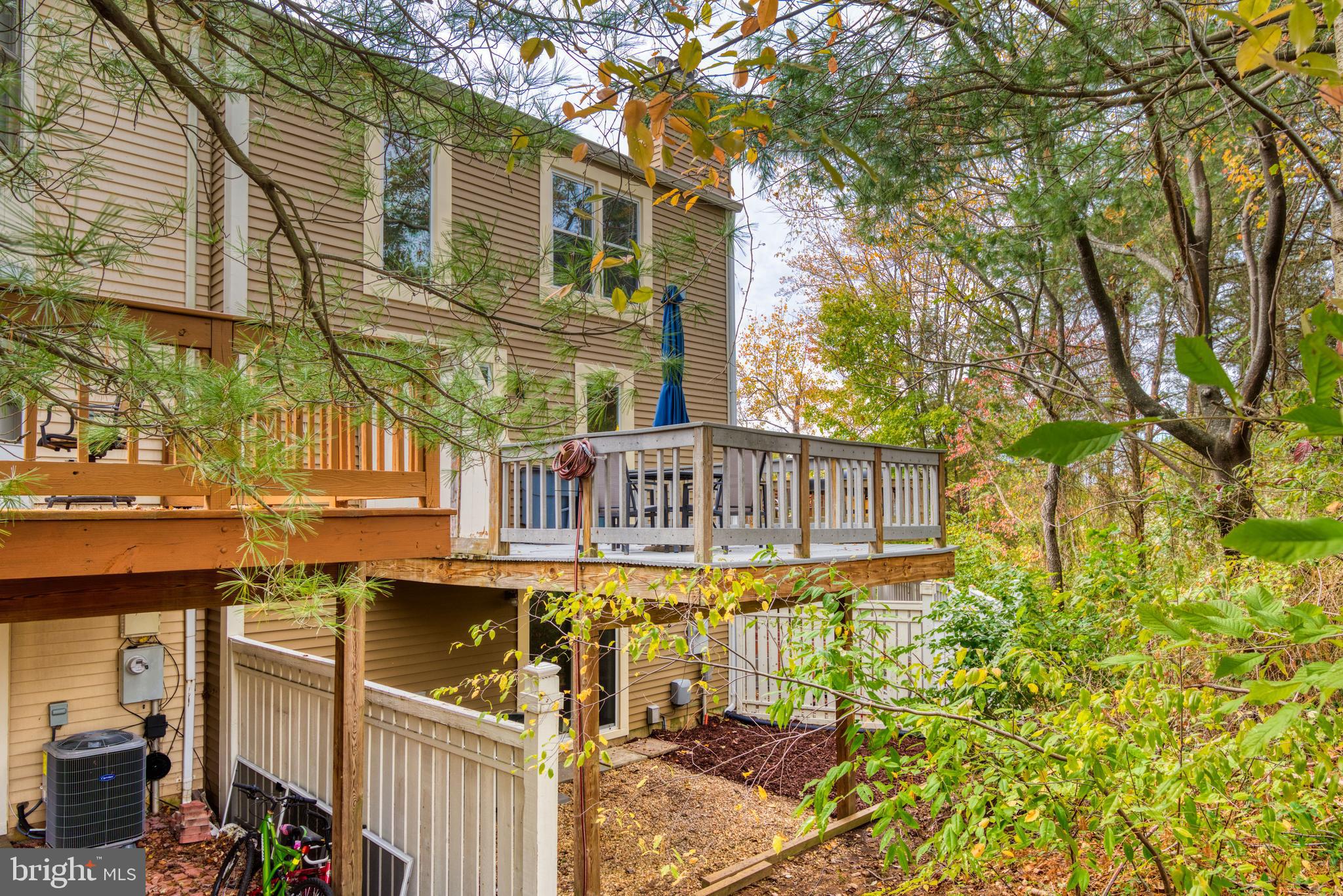11910 Crosswind Court Reston, VA 20194 - Photo 33 of 34 Exterior (Rear)