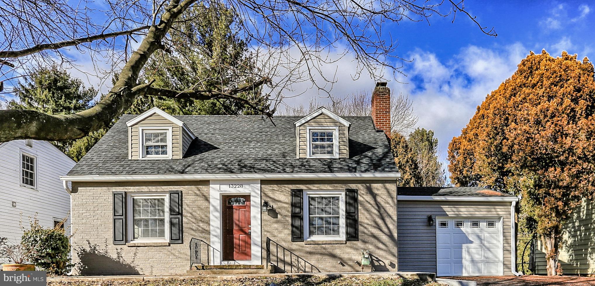 WELCOME HOME TO 13228 CLUB ROAD