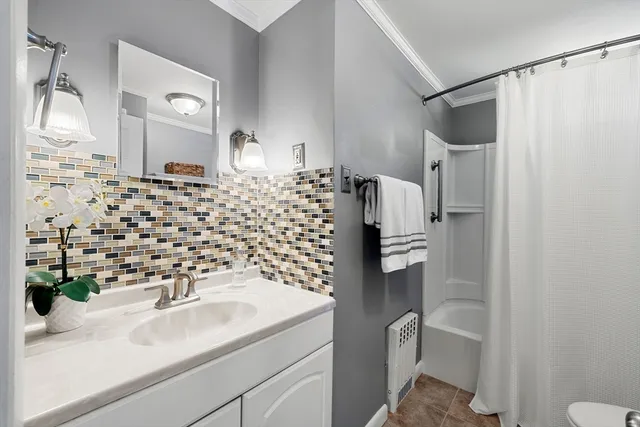 $689,900 | 42 Pentucket Avenue, Lowell, MA 01852