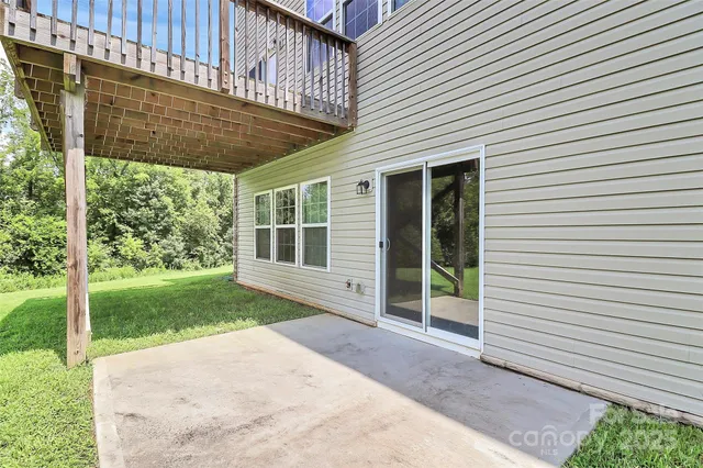 $560,000 | 7704 Kelburn Lane, Charlotte, NC 28273