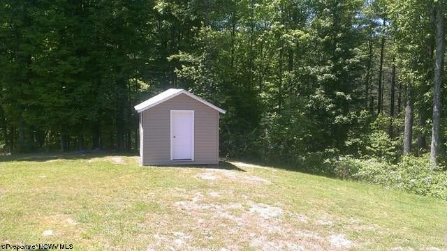 700 Green Valley Road Buckhannon, WV 26201 - Photo 19 of 20 Gallery Image 19