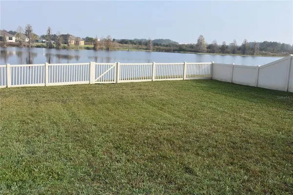 $2,800 | 2274 Geneva Drive, Lakeland, FL 33805