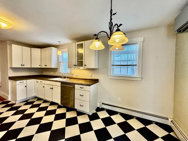 $449,000 | 17 State Street, Rockland, ME 04841