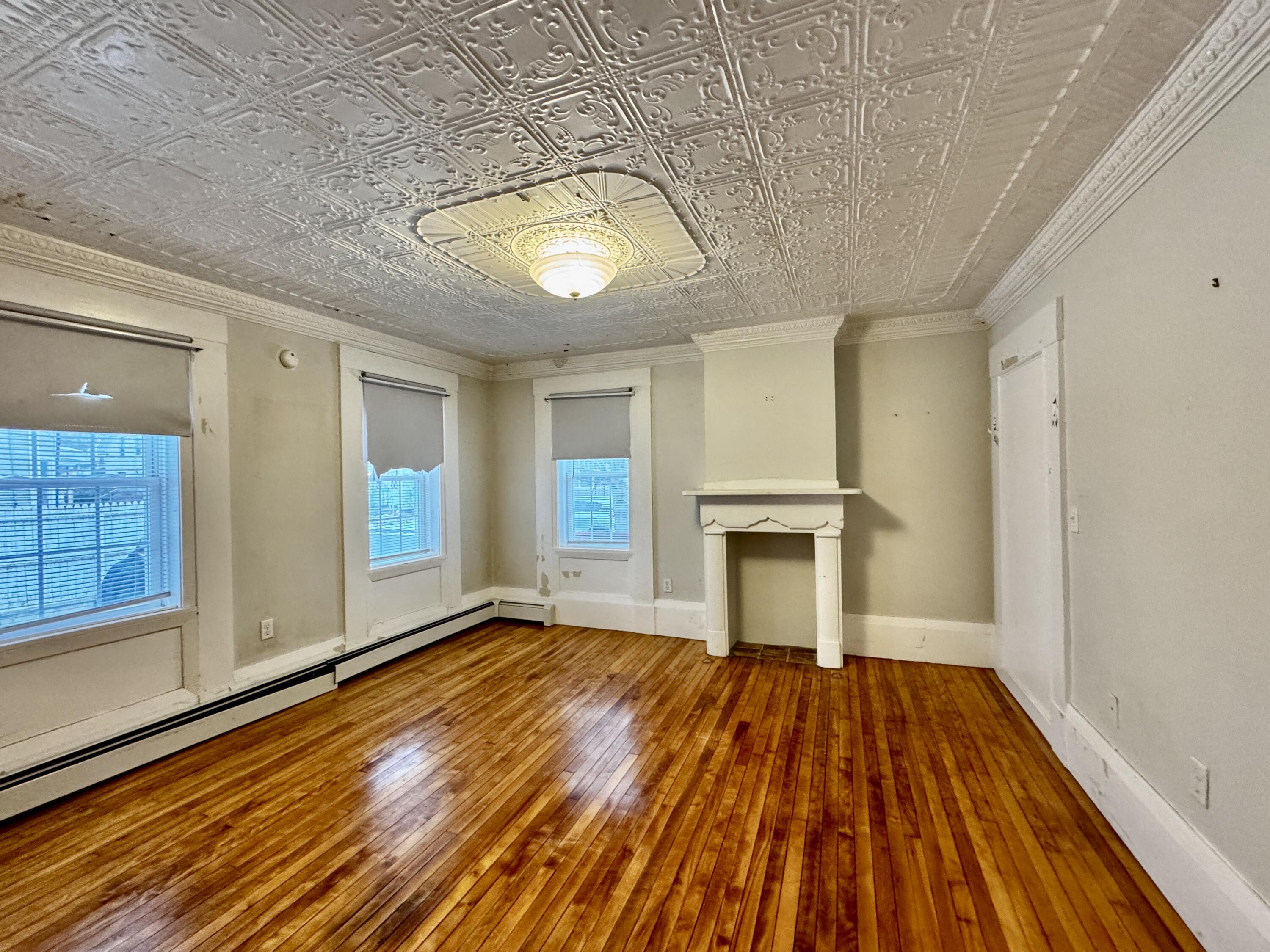 17 State Street Rockland, ME 04841 - Photo 7 of 15 IMG_0787