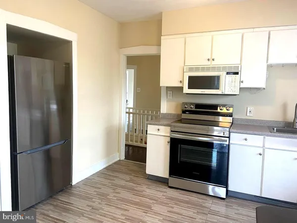 $2,400 | 864 Haddon Avenue, Collingswood, NJ 08108