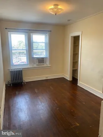 $2,400 | 864 Haddon Avenue, Collingswood, NJ 08108