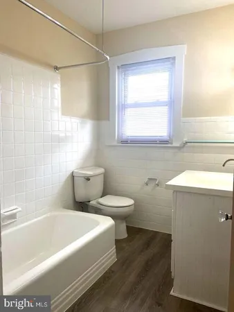 $2,400 | 864 Haddon Avenue, Collingswood, NJ 08108