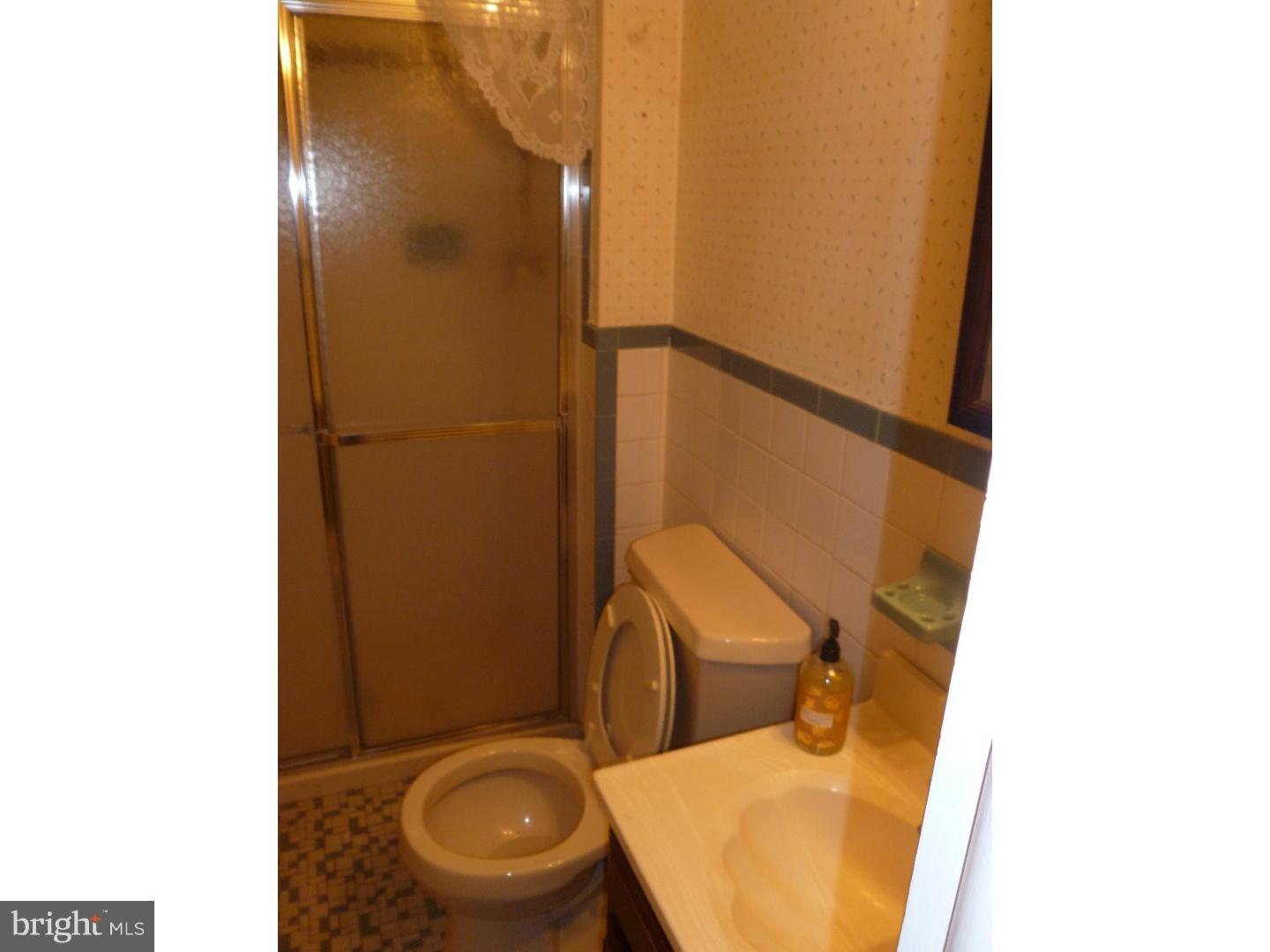 89 Blue Jay Road Chalfont, PA 18914 - Photo 8 of 14 Bathroom