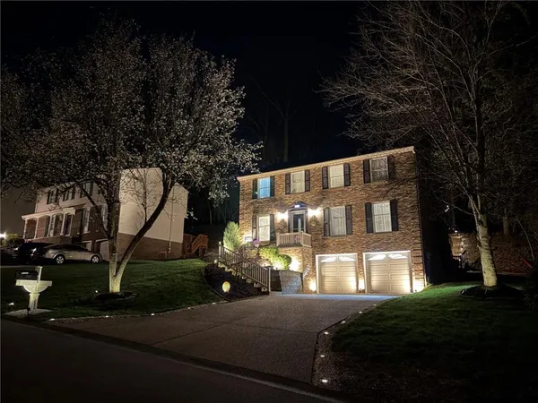 $524,900 | 1317 Manor Drive, Pittsburgh, PA 15241