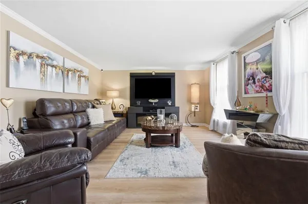 $524,900 | 1317 Manor Drive, Pittsburgh, PA 15241