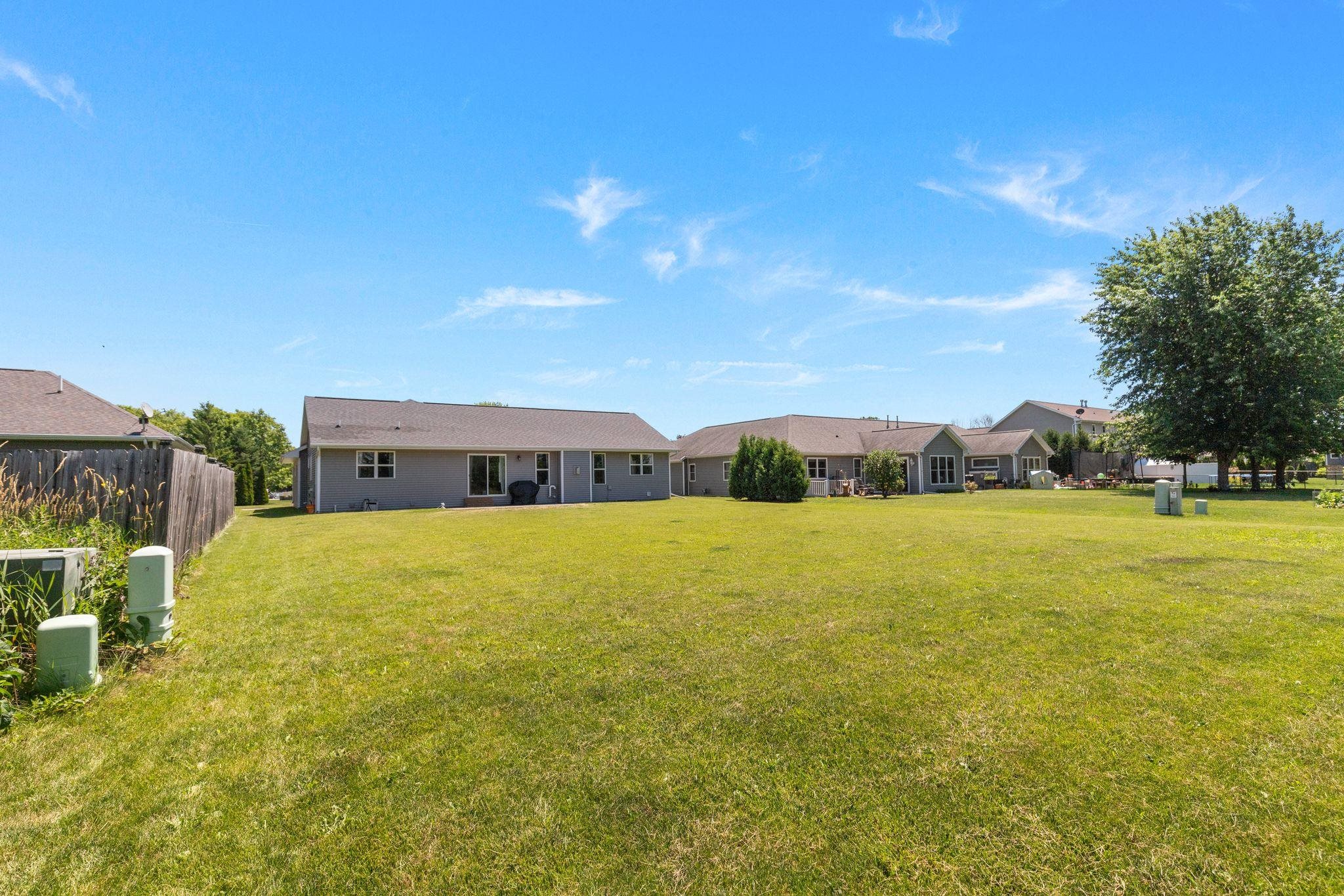 N8973 Spring Valley Road Menasha, WI 54952 - Photo 32 of 37