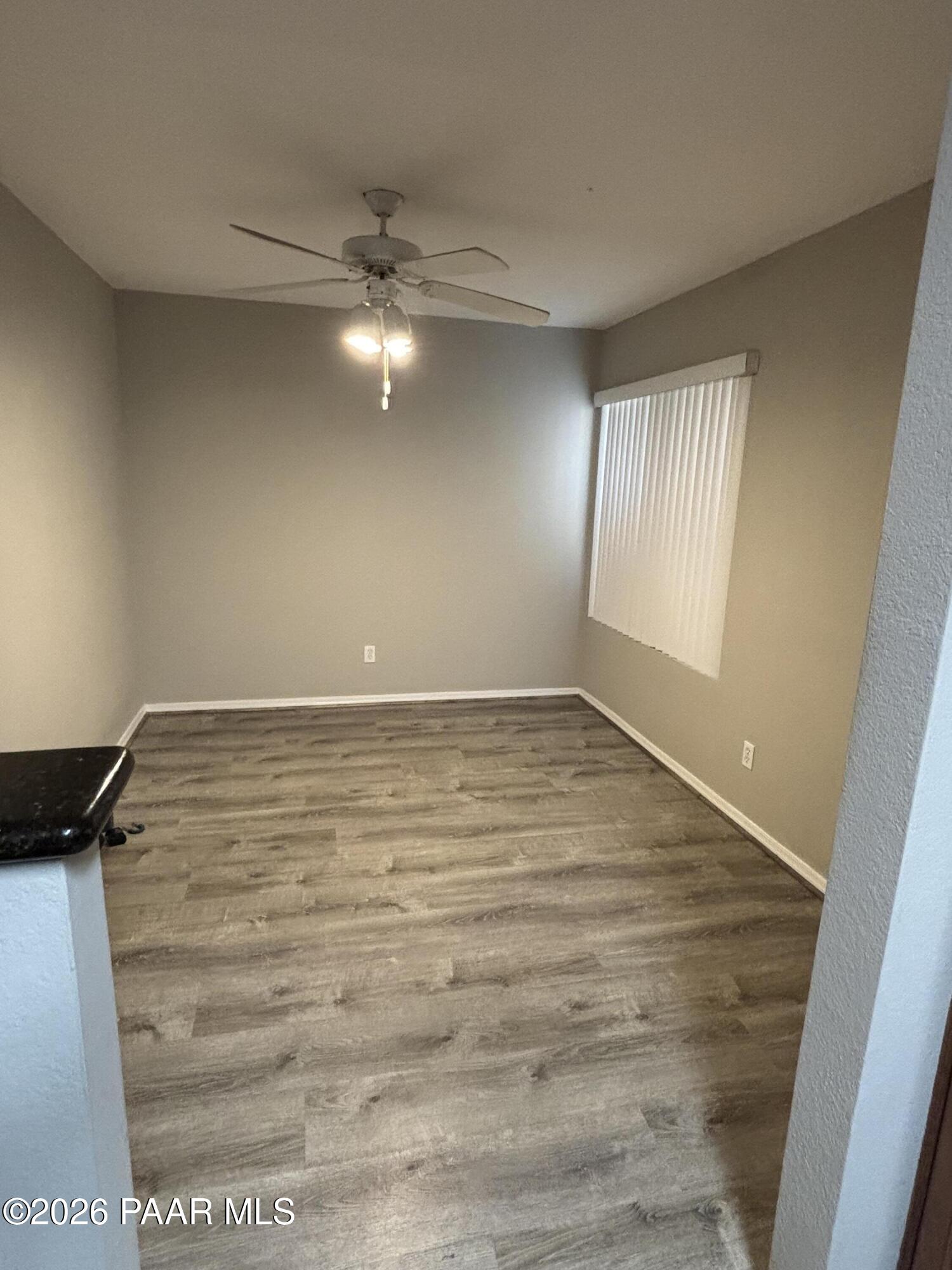 8787 East Mountain View Road, Unit 1082 Scottsdale, AZ 85258 - Photo 13 of 46 a view of an empty room and window