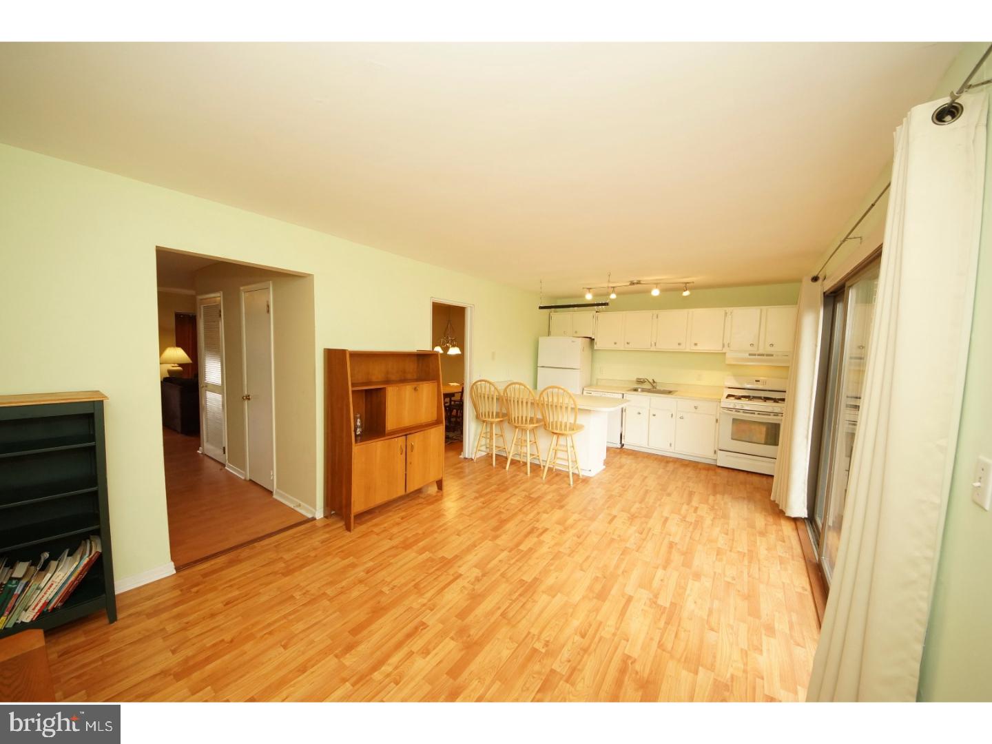 468 Fairfield Road East Windsor, NJ 08520 - Photo 13 of 25 Gallery Image 13
