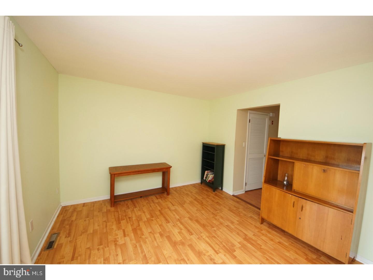 468 Fairfield Road East Windsor, NJ 08520 - Photo 14 of 25 Gallery Image 14