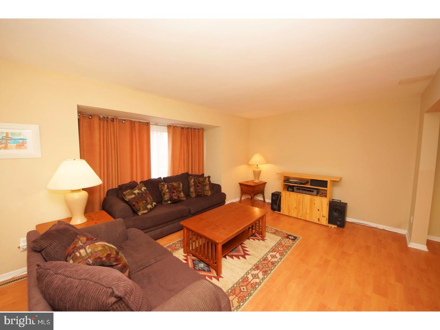 468 Fairfield Road East Windsor, NJ 08520 - Photo 4 of 25 Gallery Image 4