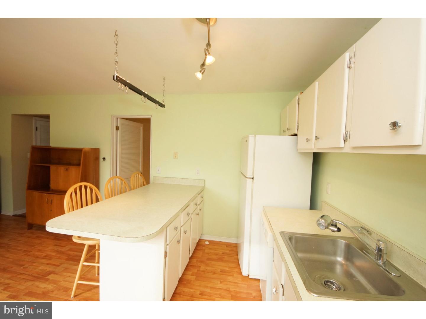 468 Fairfield Road East Windsor, NJ 08520 - Photo 10 of 25 Gallery Image 10