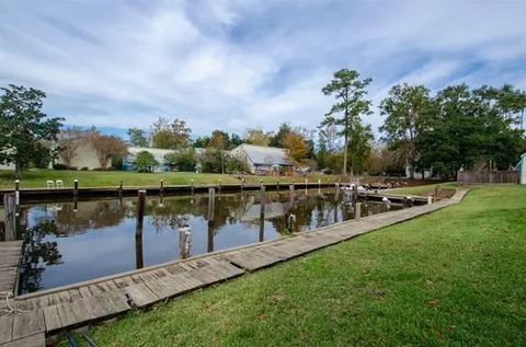 $477,000 | 350 Atalin Street, Unit 11, Mandeville, LA 70448
