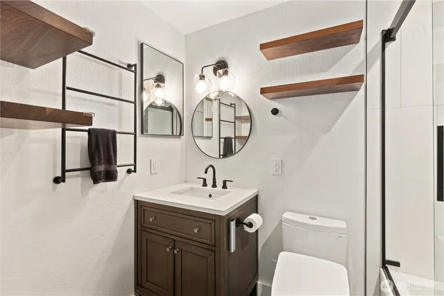 $275,000 | 16817 Larch Way, Unit F206, Lynnwood, WA 98037