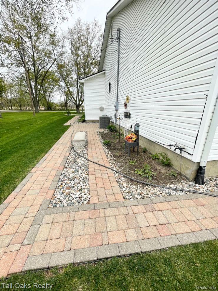 4157 North Vassar Road Flint, MI 48506 - Photo 57 of 59 Gallery Image 57