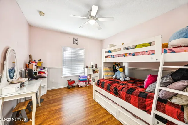 a view of a workspace with furniture