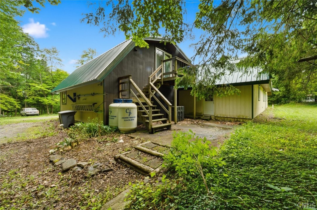388 Grannis Road West Monroe, NY 13167 - Photo 45 of 46 rear view of in-law suite above garage