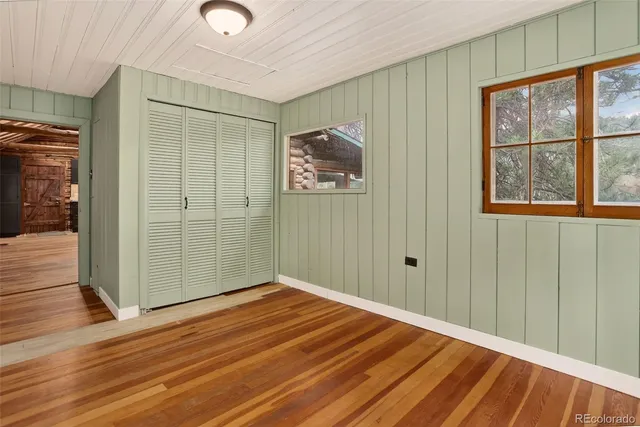 $2,700 | 20650 Seminole Road, Indian Hills, CO 80454