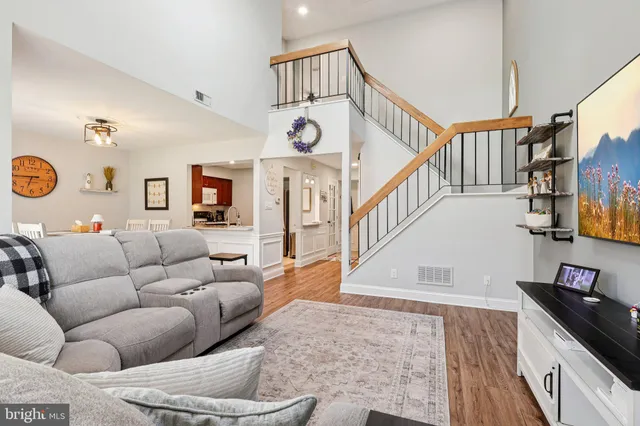 $350,000 | 339 Ericson Court, Mount Laurel, NJ 08054