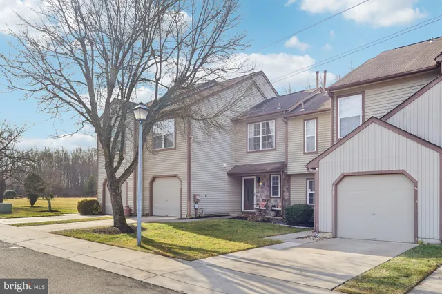 $350,000 | 339 Ericson Court, Mount Laurel, NJ 08054