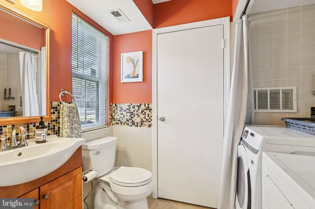 $350,000 | 339 Ericson Court, Mount Laurel, NJ 08054